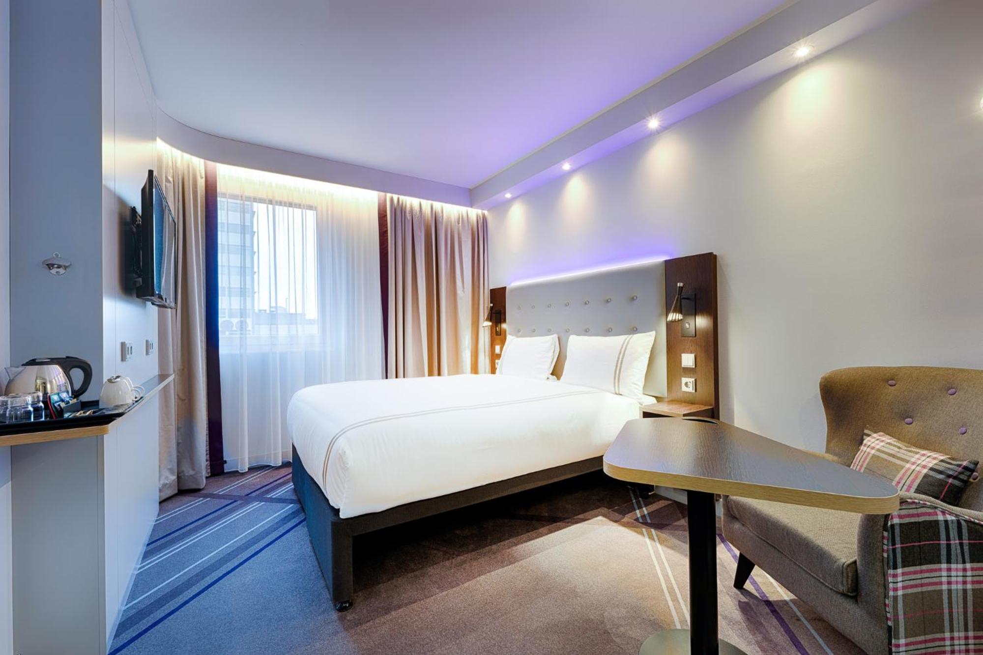 Premier Inn Berlin City Wilmersdorf Extérieur photo