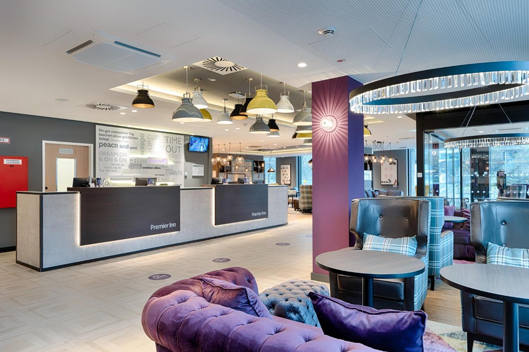 Premier Inn Berlin City Wilmersdorf Extérieur photo