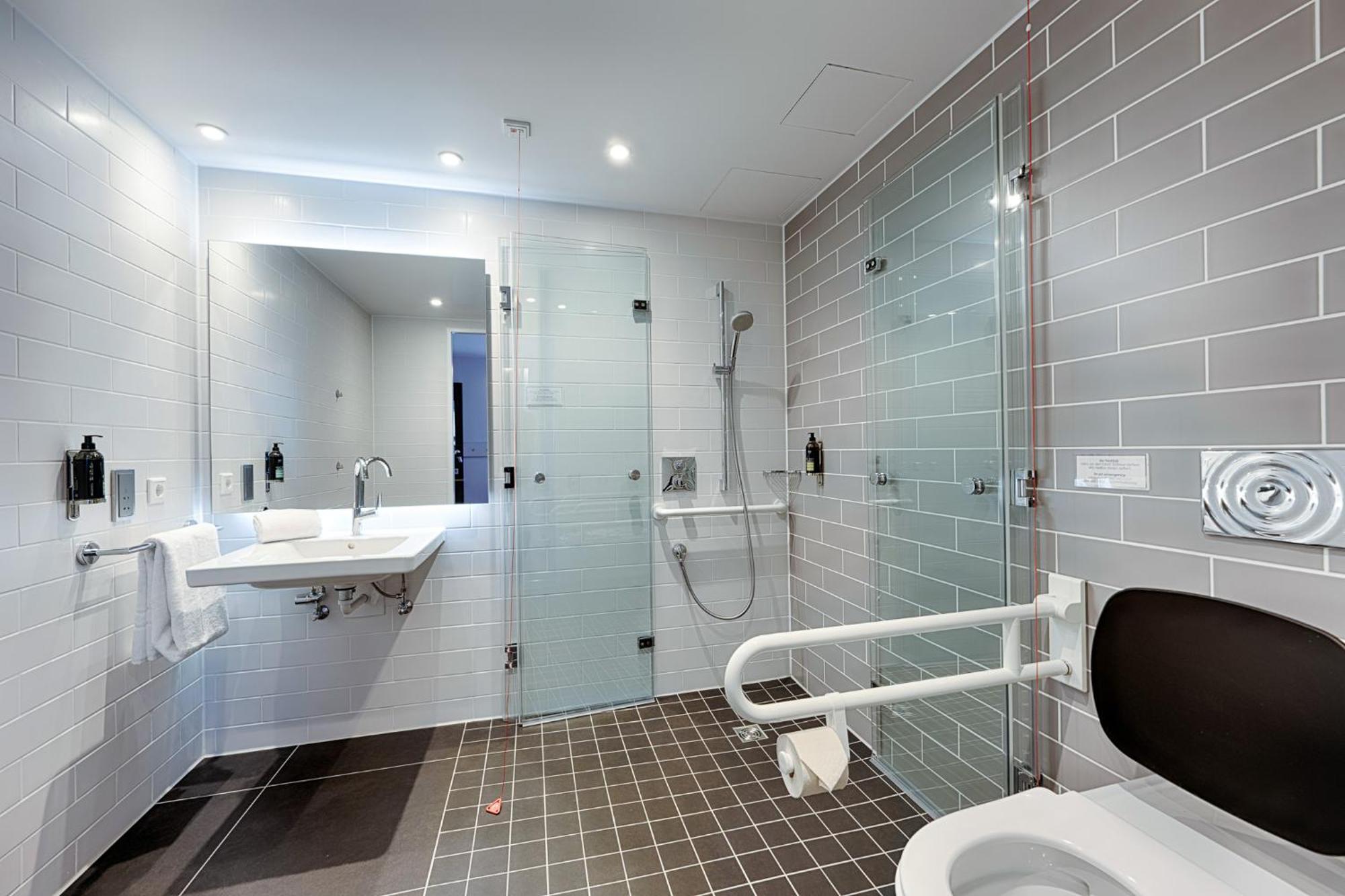 Premier Inn Berlin City Wilmersdorf Extérieur photo